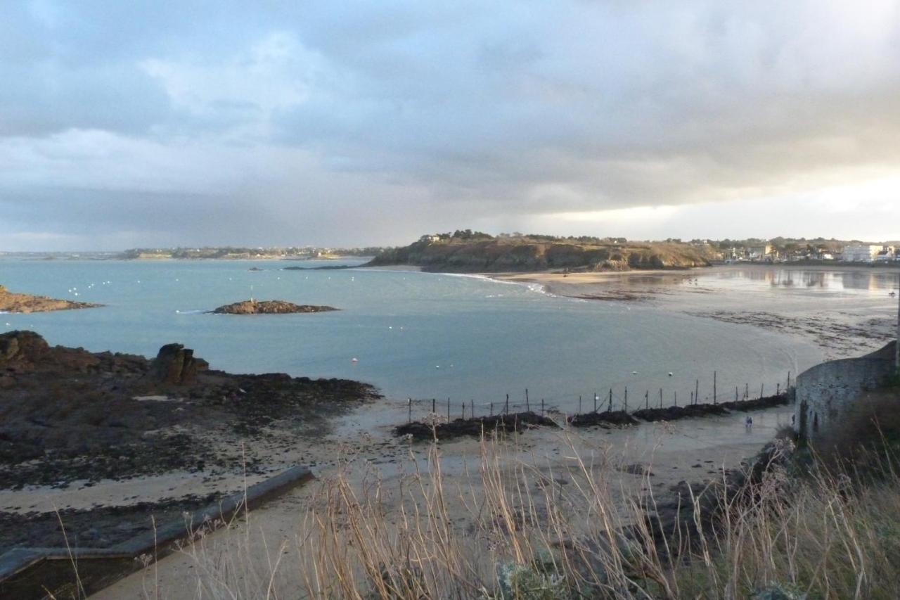 Gite Bambou Saint-Lunaire Exteriér fotografie